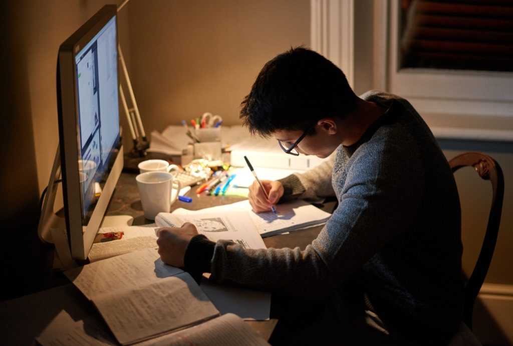 Apa yang Bisa Dipelajari dari Tantangan Ruangguru Pasca Booming Edtech Era Pandemi