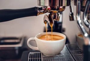 Bedah Model Bisnis Kopi Kenangan, Unicorn F&B Pertama Asia Tenggara Menuju IPO