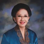 Modal Rp 25 Ribu dari Garasi, Cucu Raja Ini Bangun Bisnis Kecantikan Legendaris hingga Masuk Bursa Saham!